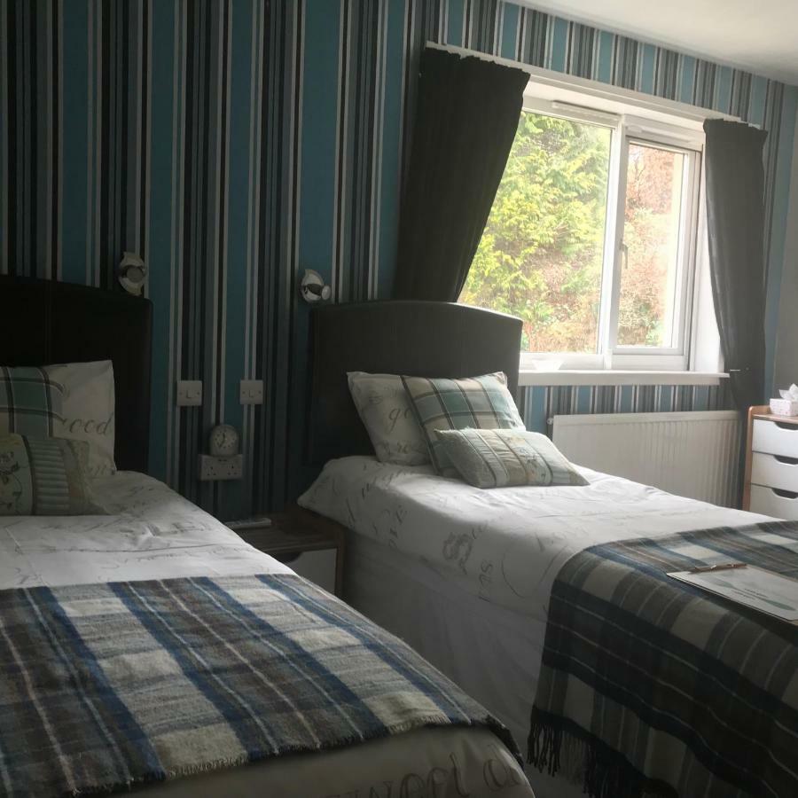 Bed & Breakfast Glenardran House 3*