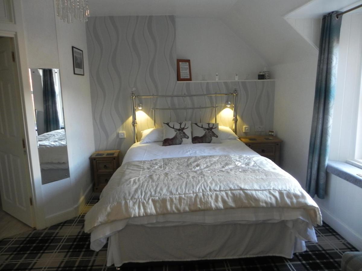 Couette-café Glenardran House Crianlarich